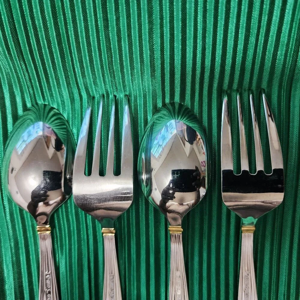 Reed & Barton GOLDEN JUBILEE 18/8 Stainless Steel 2 Teaspoons 2 Dessert Forks